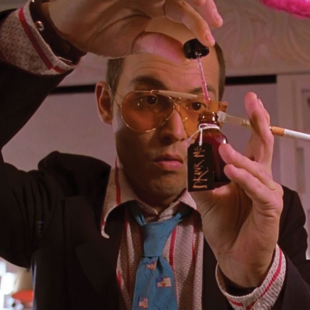 fear and loathing in las vegas tobey maguire shirt